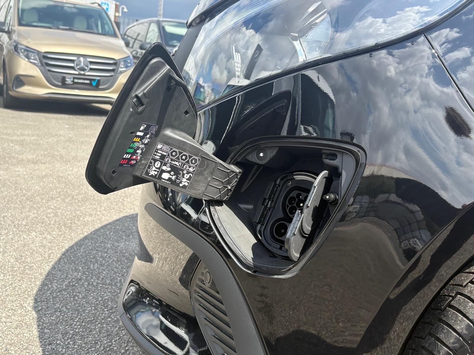 Mercedes-Benz eVito